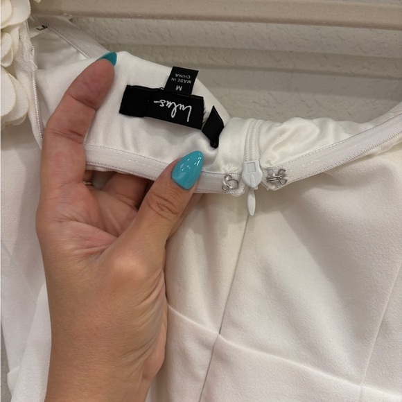 NWOT Lulus Pretty Presence White Off-the-Shoulder Floral Strap Mini Dress - Picture 5 of 9